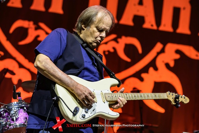WALTER TROUT | LANXESS ARENA K&Ouml;LN 2024-11-18