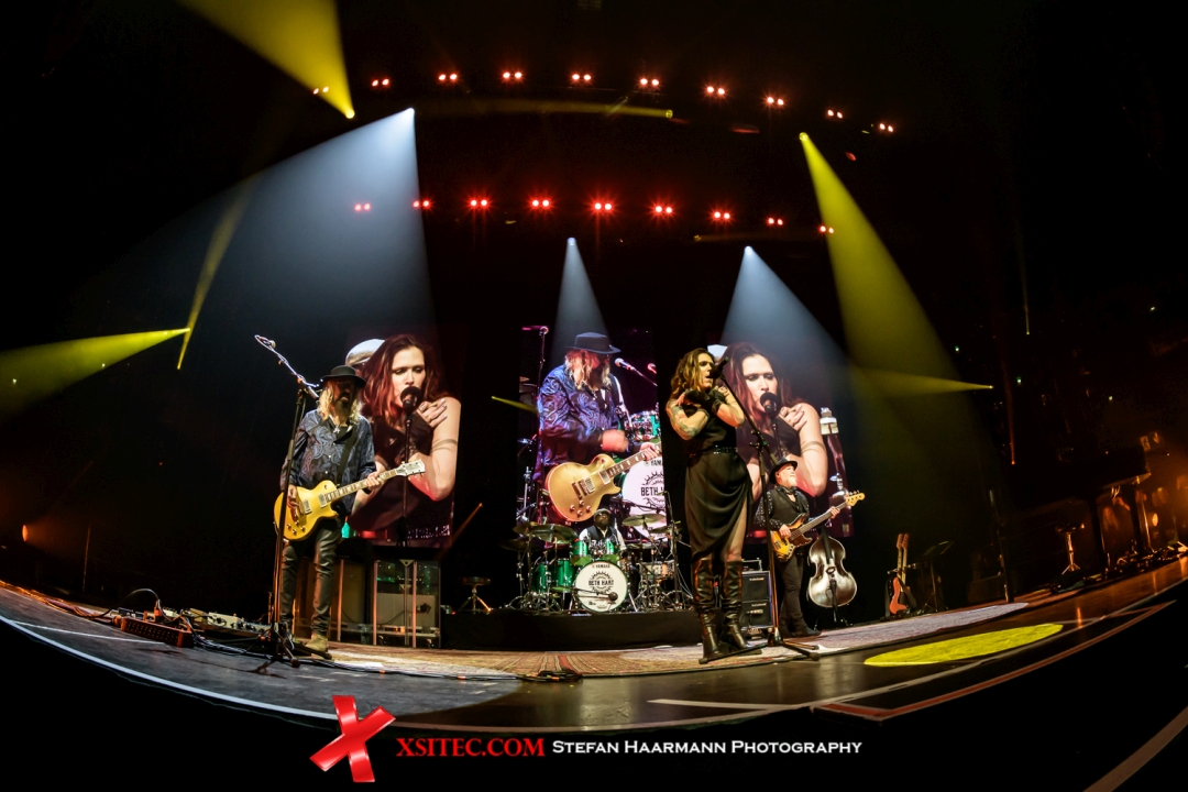 BETH HART | LANXESS ARENA K&Ouml;LN 2024-11-18